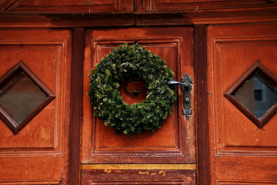 The door retro house