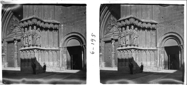Un altre tros de la façana de la catedral de Tarragona