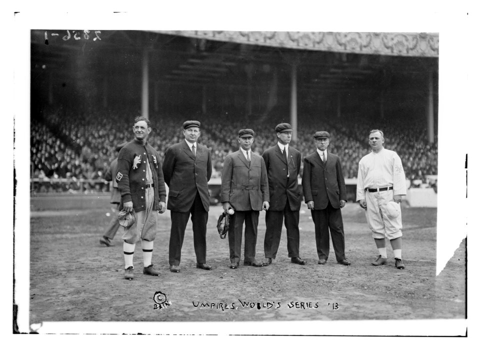 Umpires, World Series, '13 LCCN2014694460