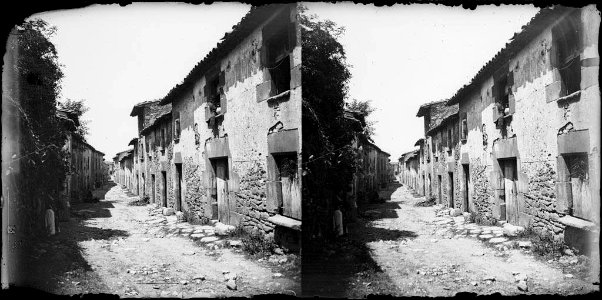 Un carrer de Sant Julià de Vilatorta