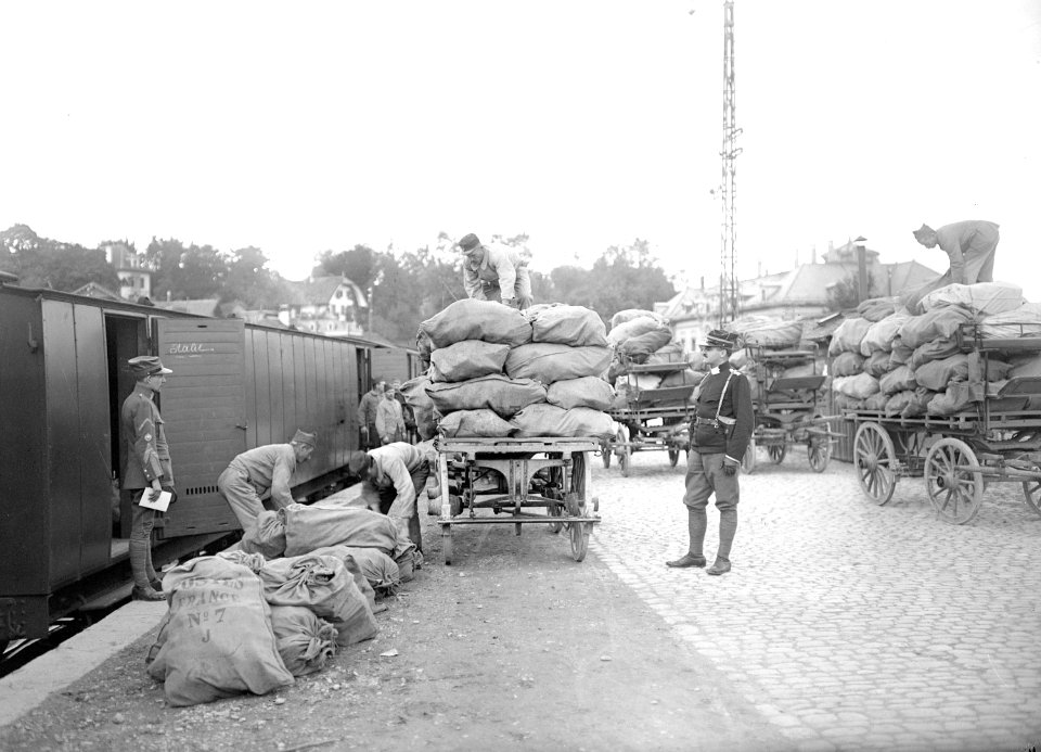 Umlad der Post für deutsche und französische Kriegsgefangene - CH-BAR - 3240054