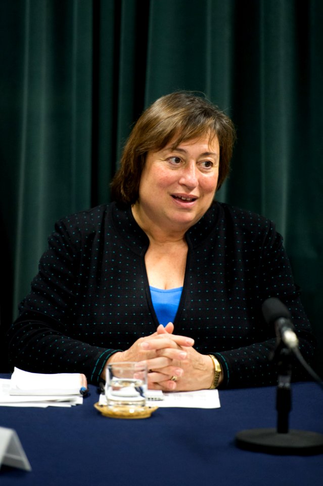 Under Secretary Novelli Addresses the Media in Tokyo - Flickr - East Asia and Pacific Media Hub (2)
