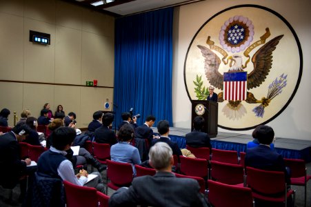 Under Secretary Sherman Addresses the Media in Tokyo - Flickr - East Asia and Pacific Media Hub (4)