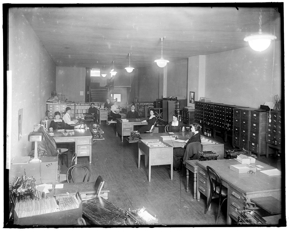 UNDERWOOD TYPEWRITER CO. LCCN2016861737