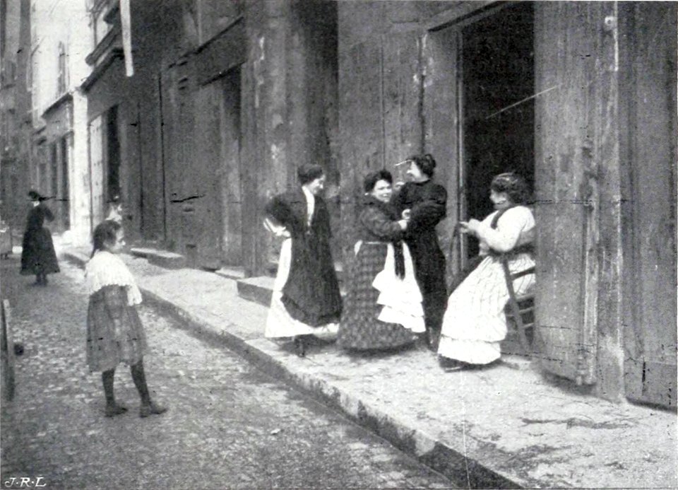Une rue dans le quartier de la prostitution à Marseille