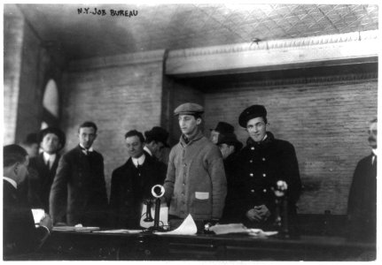 Unemployment - New York City employment bureau - opening day LCCN2001704494