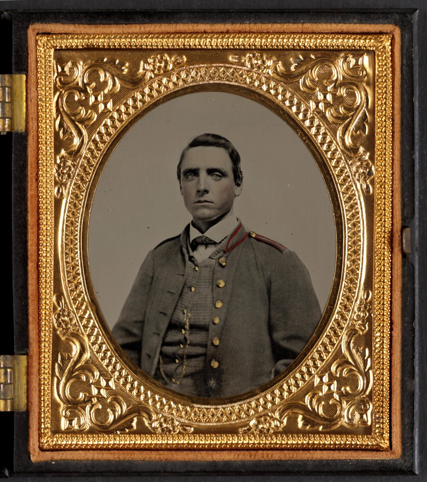 Unidentified artillery soldier in Confederate uniform LCCN2012649893
