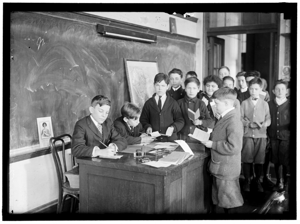 UNIDENTIFIED CLASSROOM LOC hec.05377