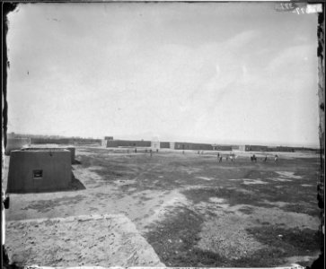 UNIDENTIFIED FORT - NARA - 524328