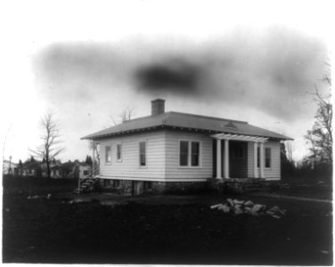 Unidentified dwelling, probably in Washington, D.C. LCCN2002695627