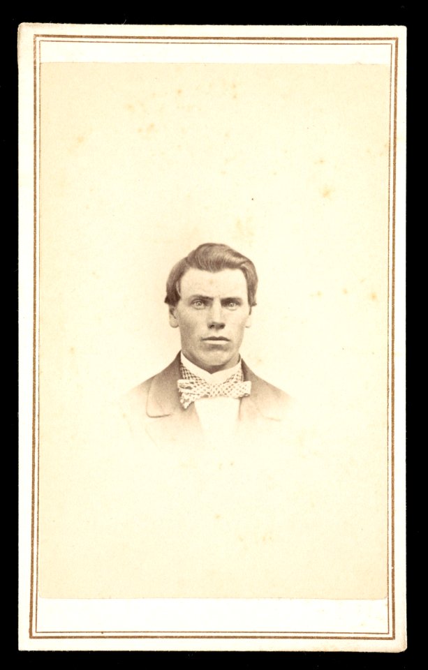 Unidentified man wearing checkered necktie) - J. G. Stacy, Dover, Me LCCN2016653257