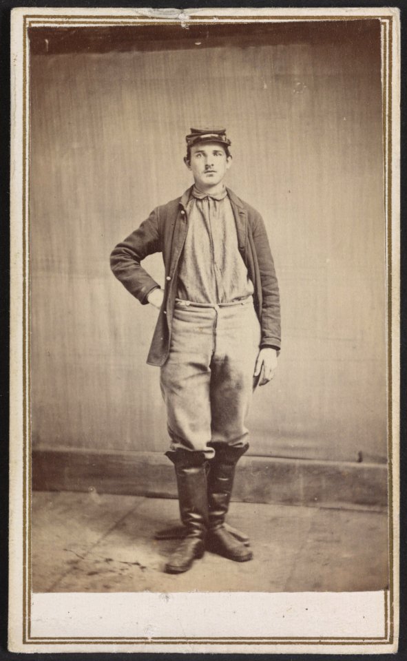 Unidentified man in tall boots LCCN2012647100
