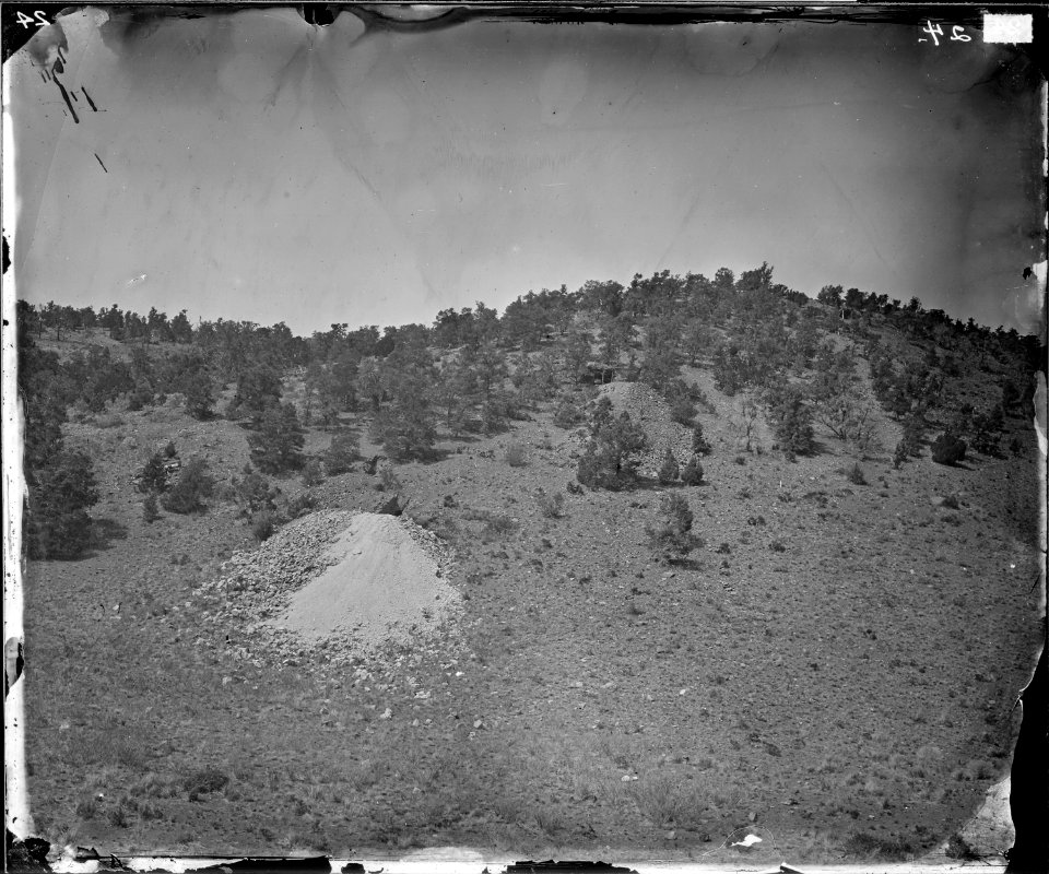 UNIDENTIFIED MINING AREA, NEVADA - NARA - 524127