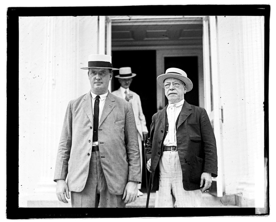 Unidentified men LOC npcc.04973