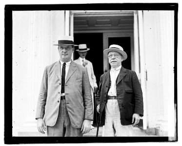 Unidentified men LOC npcc.04973