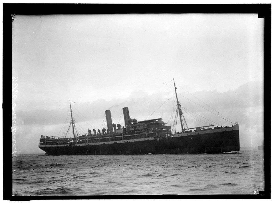 UNIDENTIFIED SHIP LOC hec.03478