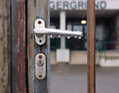 Entrance safety school photo