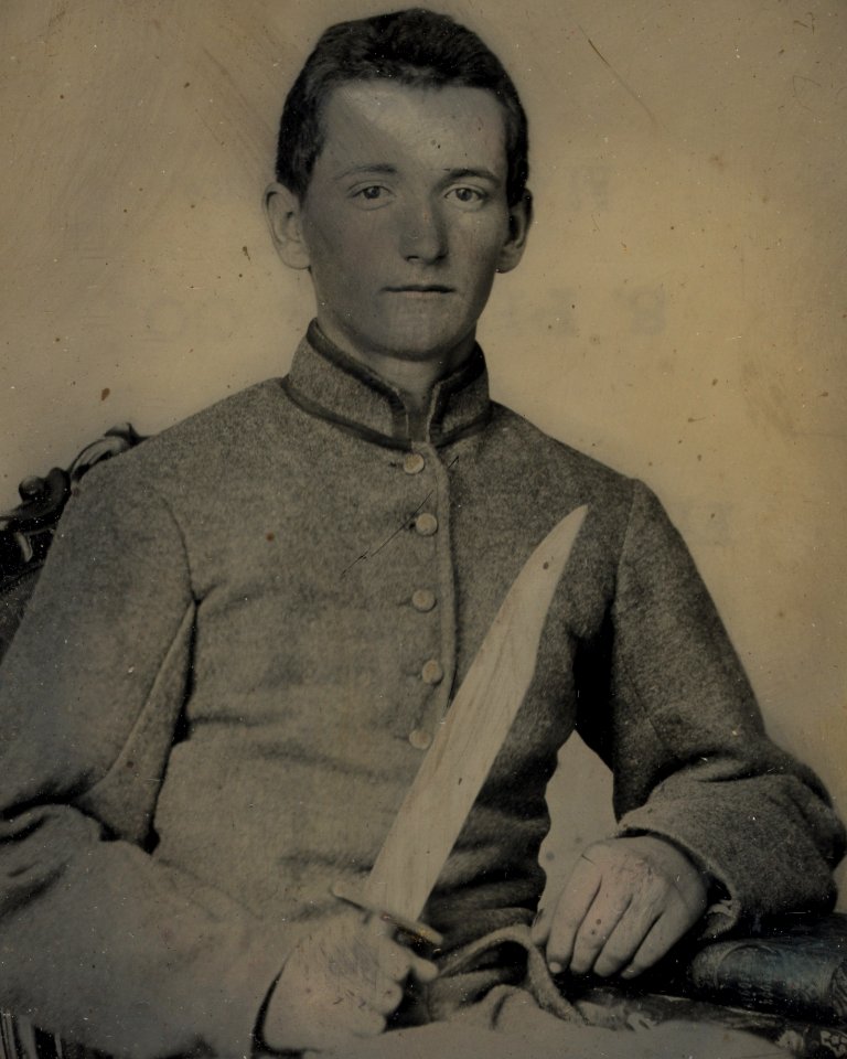 Unidentified soldier in Confederate artillery uniform with large Bowie knife LCCN2010650885 (cropped)