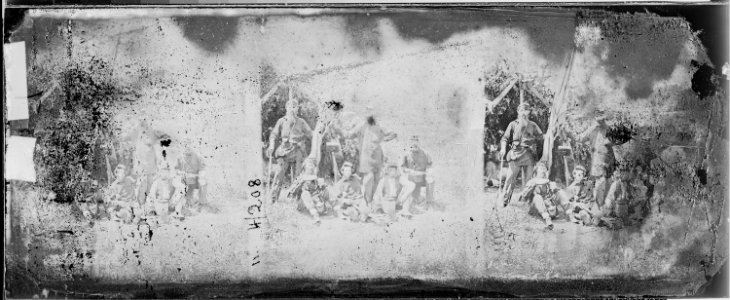 Unidentified. (Group of soldier in front of tents.) - NARA - 529505