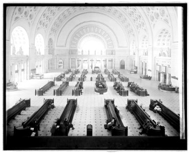Union Station, (Washington, D.C.), waiting room LCCN2016824064