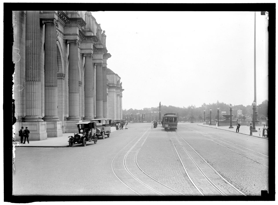 UNION STATION. SCENE LOC hec.03764
