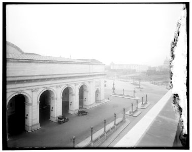 Union Station, side view LOC hec.13430