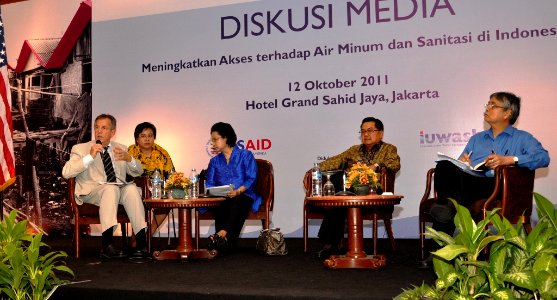 United States and Indonesia Increasing Access to Clean Water and Sanitation (6252736829)