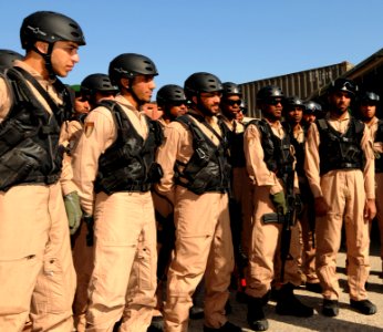 United Arab Emirates soldiers in U.S. Coast Guard training