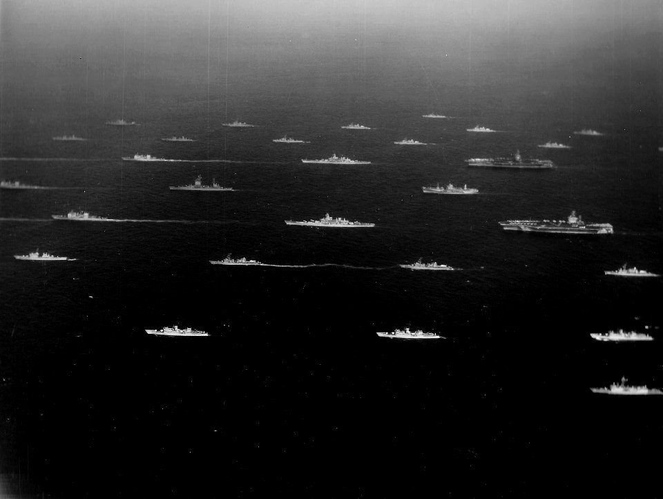 United States 7th Fleet Battle Force underway in 1989