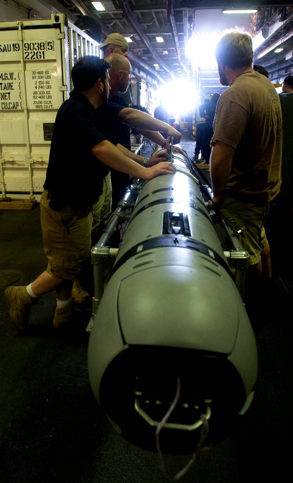 United States-United Kingdom Minecountermeasures Exercise II 130415-N-GG400-007