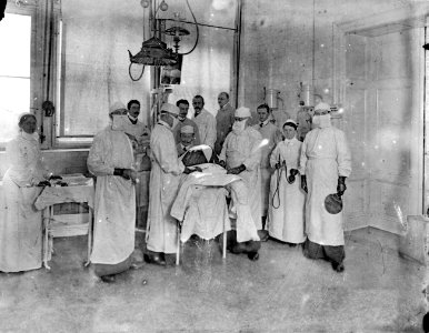 Universitaets-Frauenklinik Leipzig Op 1905