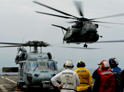 United States-United Kingdom Minecountermeasures Exercise II 130416-N-GG400-111
