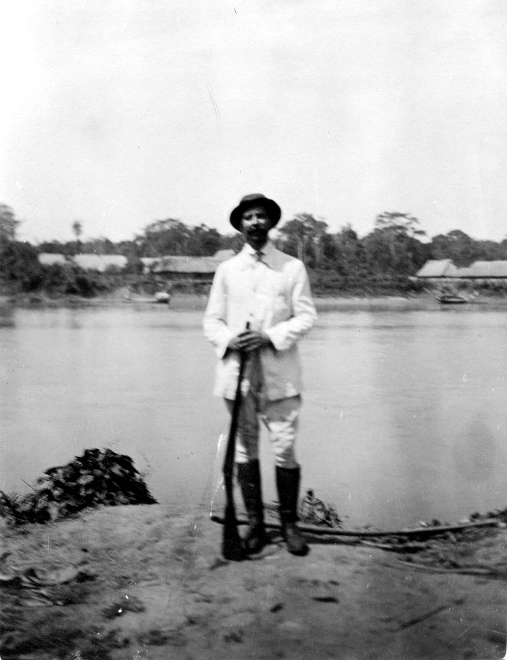 Unknown French Man in S-ta Rosa by Rio Chambaré in Bolivia . Se texten sid. 561 i Nordenskiöld, Forskningar och äventyr - SMVK - 005899