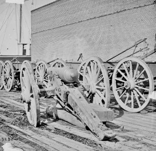 Unknown location. Parrott gun
