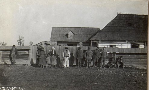 Unterkunft einer Triangulierungs.Abt.der k.u.k.K.V.7 in Mardzina 5.11.17. (BildID 15664201)