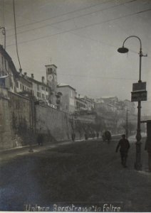 Untere Bergstrasse in Feltre. (BildID 15667190)