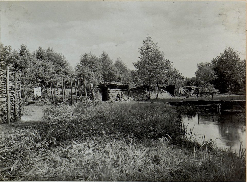 Unterkünfte am rechten Flügel beim Infanterieregiment 84 (BildID 15446054)