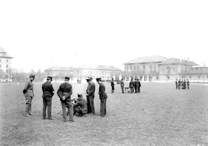Unterricht am Maschinengewehr in der Rekrutenschule - CH-BAR - 3239497