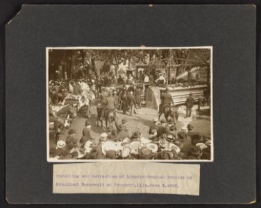 Unveiling and dedication of Lincoln-Douglas Boulder by President Roosevelt at Freeport, Ills. June 3, 1903 LCCN2013651150