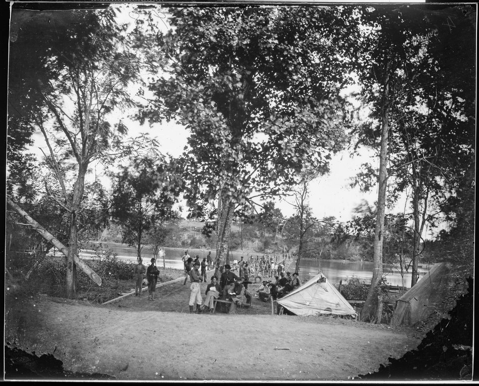 Upper pontoon bridge, Deep Bottom, James River, Va - NARA - 524877