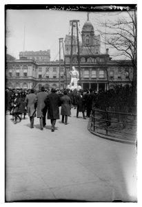 Unveiling of statue) Civic Virtue LCCN2014714283