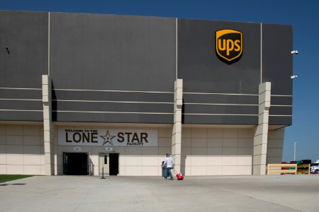 UPS Arlington Texas facility - Lone Star