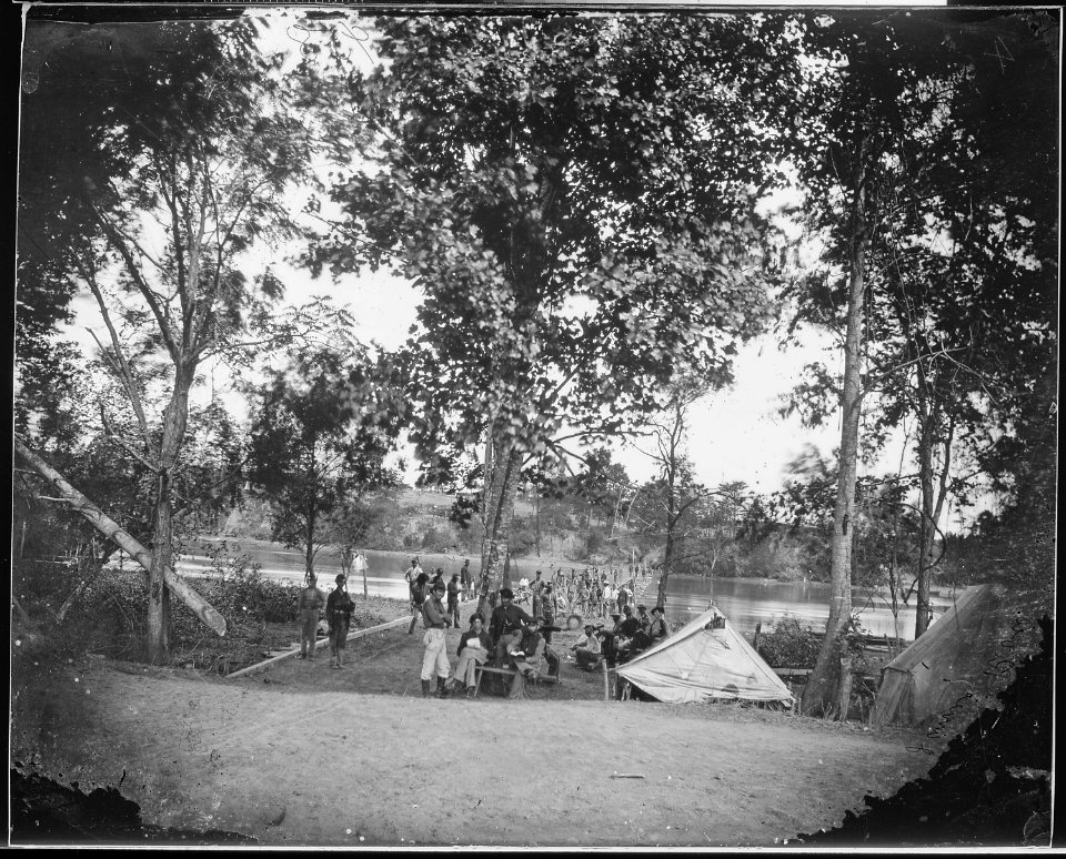 Upper pontoon bridge, Deep Bottom, James River, Va - NARA - 524877