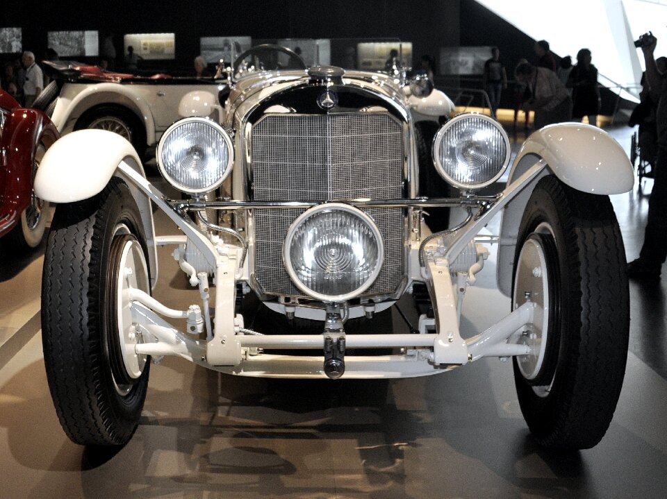 Automobile vintage vehicle