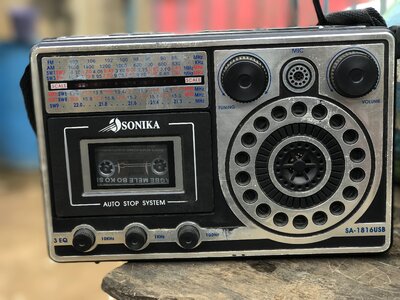 Radio african gray radio