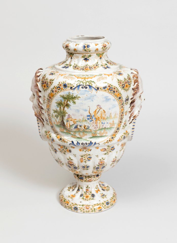 Urn, ca. 1750 (CH 1024497201-2)