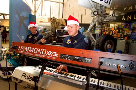 US Air Force Band's Max Impact rocks Air and Space 131206-N-WY366-012