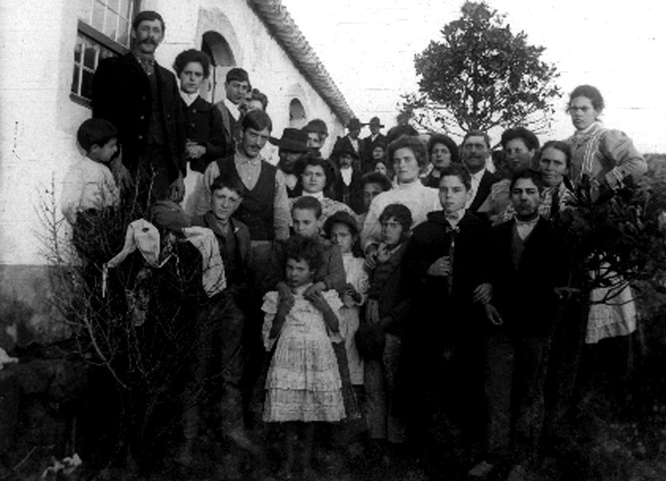 Urzelina, ilha de São Jorge, 1910, modos de trajar, 6, Arquivo de Villa Maria, Angra do Heroísmo, ilha Terceira, Açores