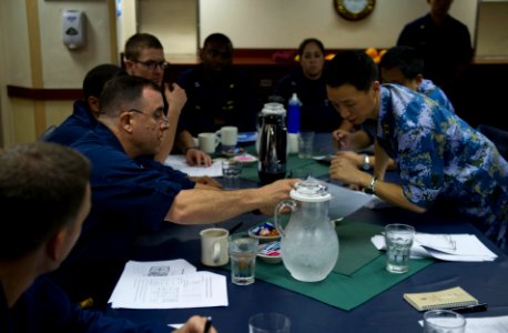 US and Chinese counter piracy exercise 130823-N-OM642-088