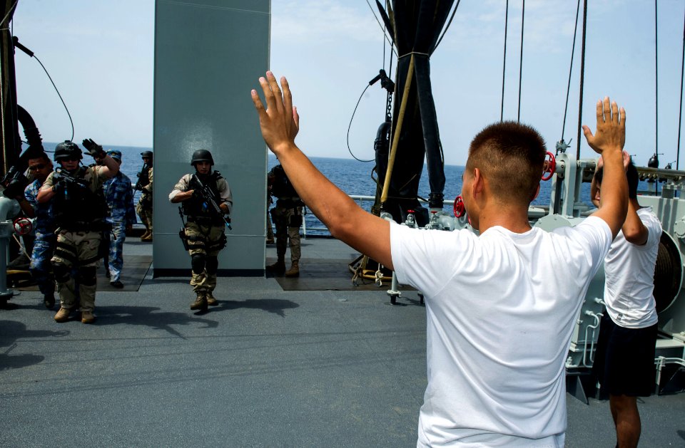 US and Chinese military MIO exercise 130825-N-OM642-118